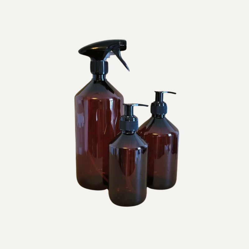 Naturlig rengöring – amber pump- och sprayflaskor